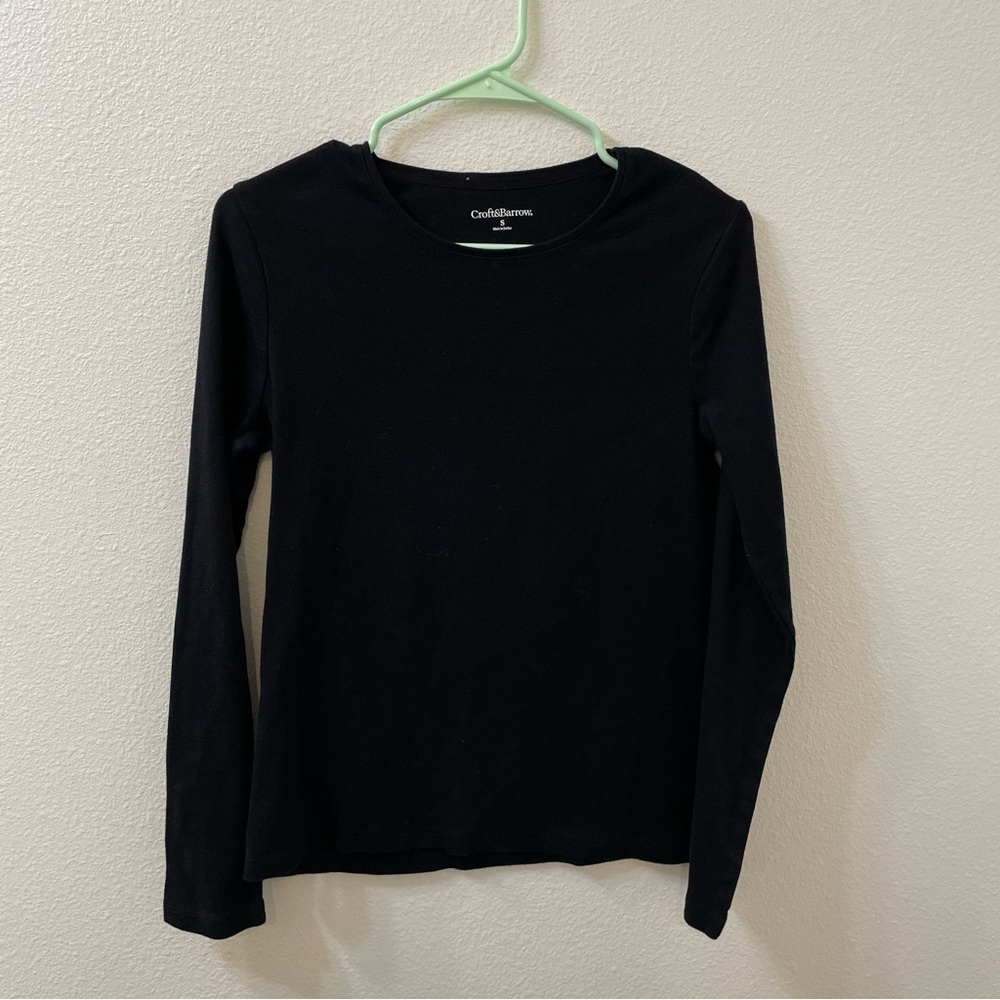 Croft& barrow long sleeve shirt black small